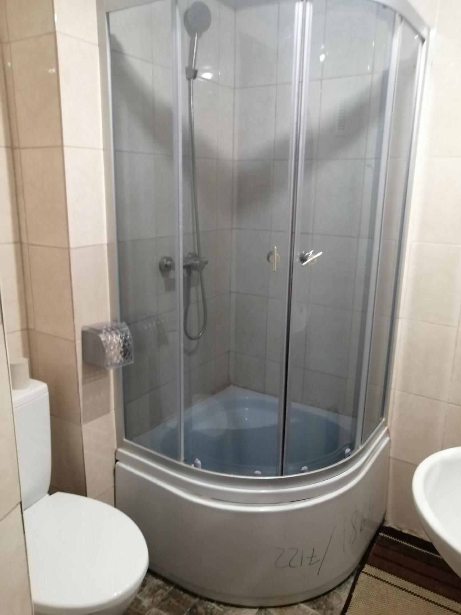 Lan-House Hotell Kropyvnytskyj Eksteriør bilde